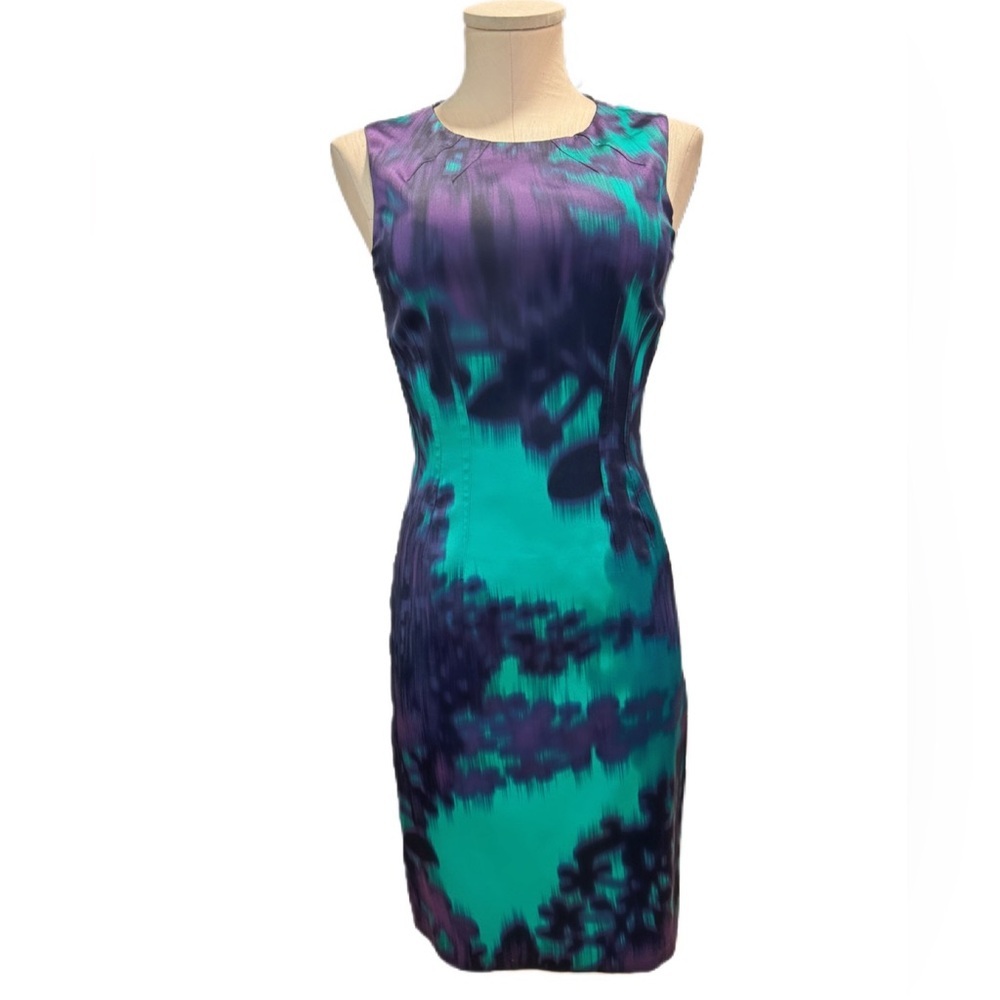 Elie Tahari fitted Elegant Teal and Purple satiny Sleeveless Dress
